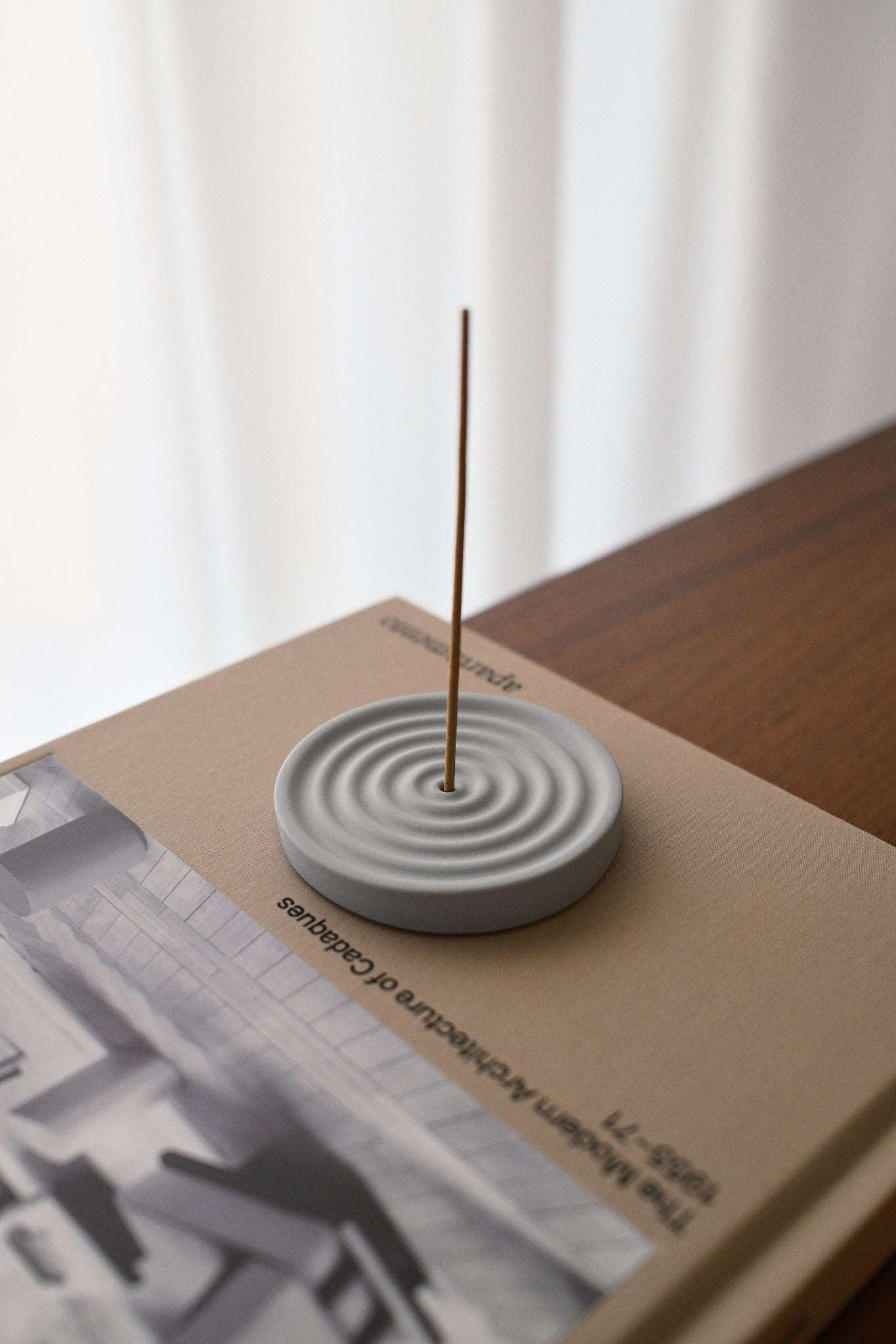 Concrete Incense Holder - Ripple (Grey/White) - Image 3