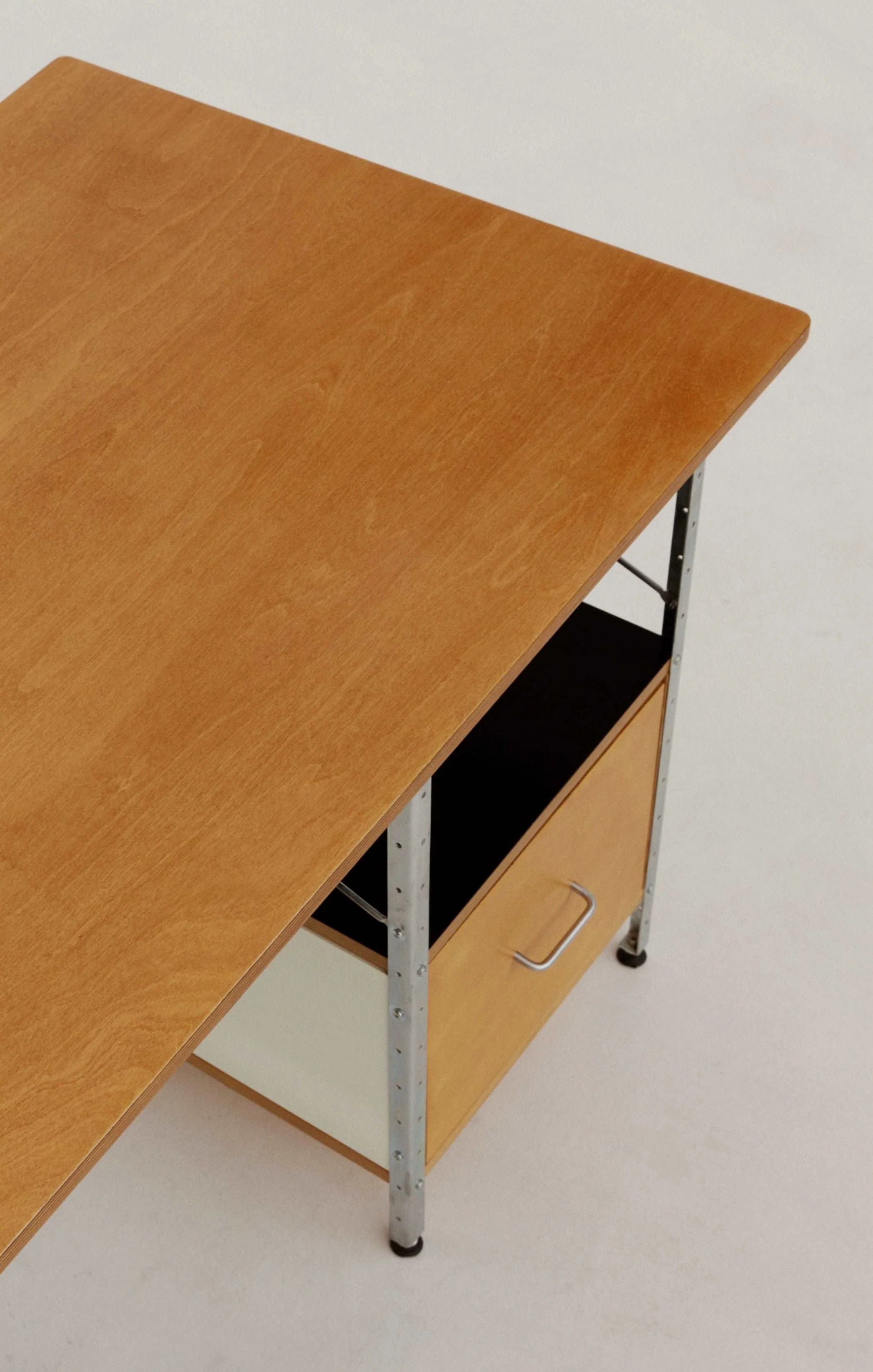 Eames Desk Unit - Image 6
