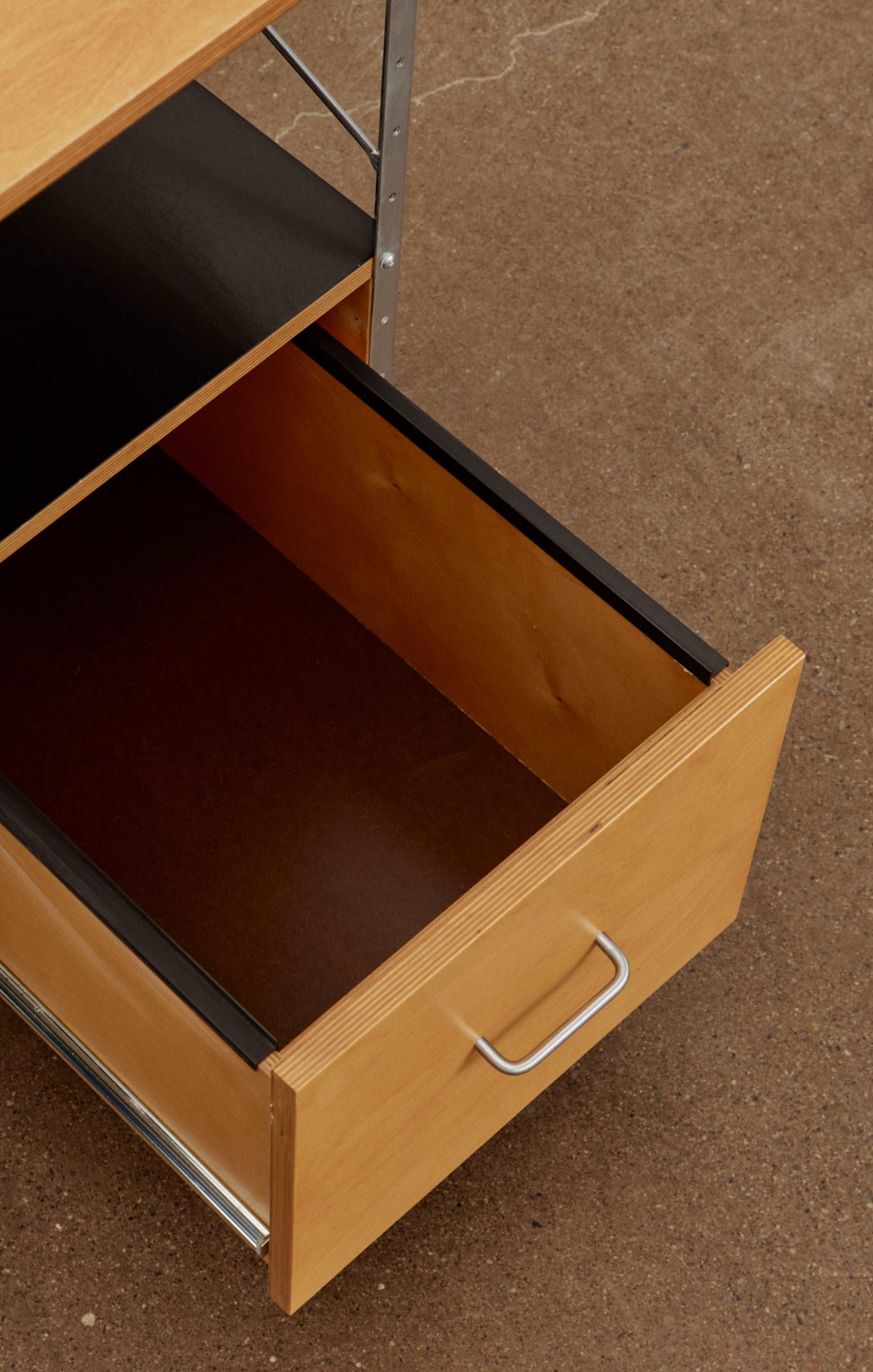 Eames Desk Unit - Image 7