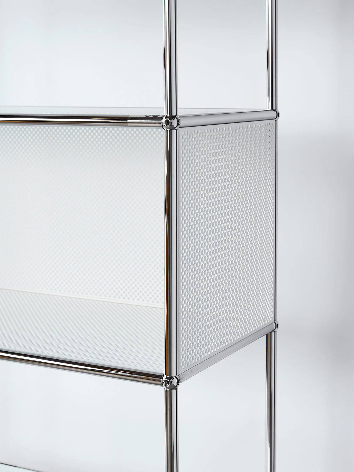 USM Haller Bookshelf Perforated - Image 3